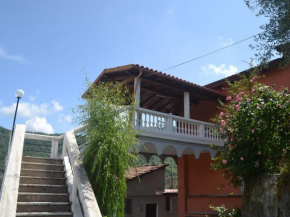 Cosy holiday home in Testico with terrace and barbecue